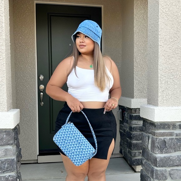 Fashion Nova Accessories - Bucket hat and purse